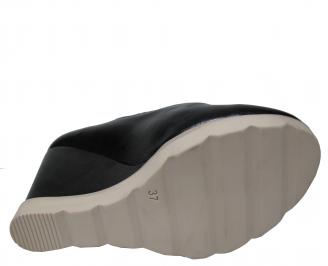 Дамски обувки на платформа еко кожа черни QBST-22285
